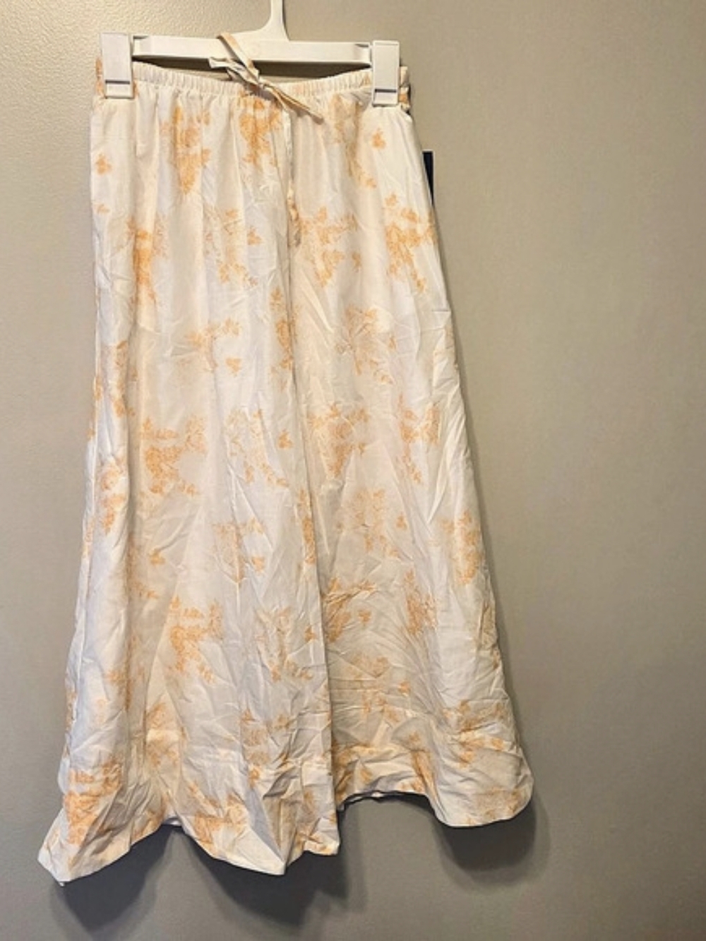 Universal Thread Floral Maxi Skirt in White & Orange Size XS Like New